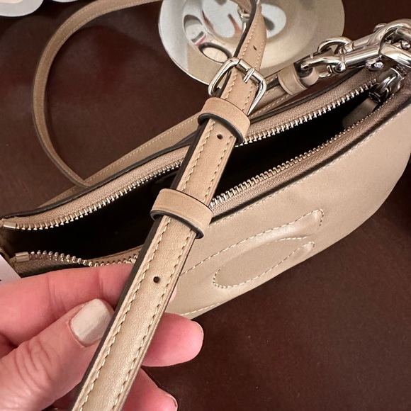 NWT Coach Teri Shoulder Bag in Taupe with silver hardware - Picture 17 of 17